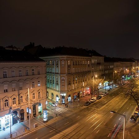 Nine Trees Apartment Budapest Kültér fotó