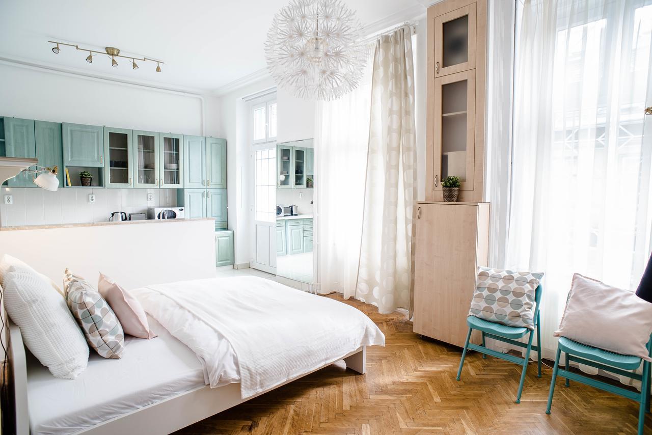 Nine Trees Apartment Budapest Kültér fotó